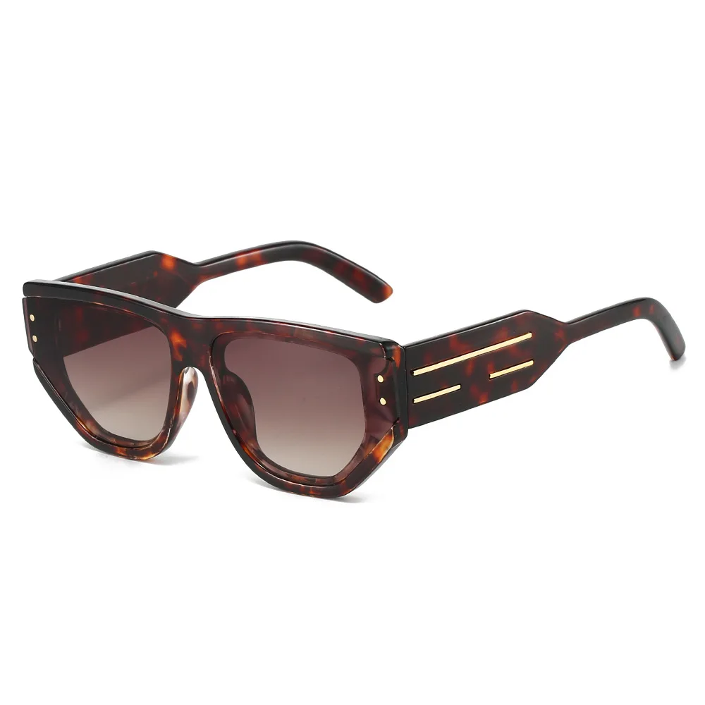 Gafas de sol de diseñador de marca para mujer, patillas anchas Ins Blogger, decoración de línea de moda, gafas de sol a la moda, gafas con remaches UV400