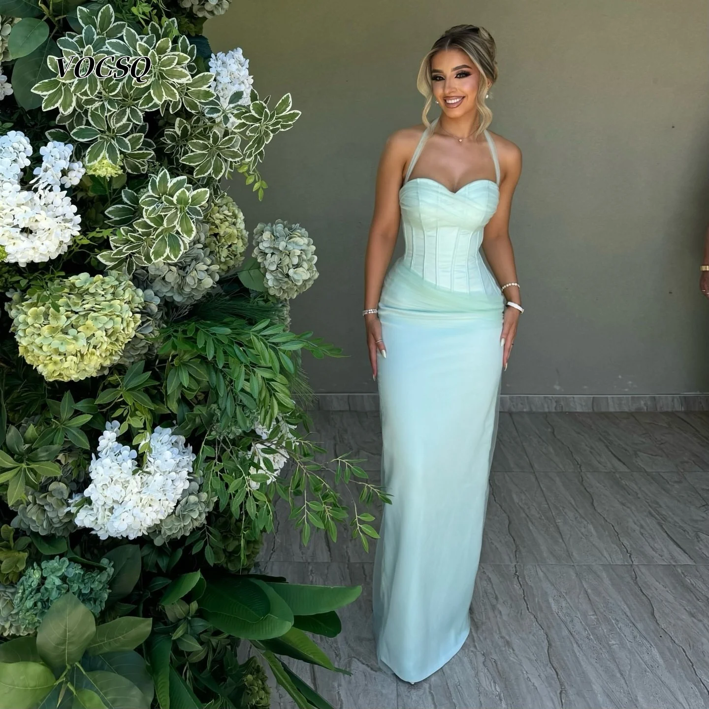 

Элегантное мятно-зеленое вечернее платье-русалка с корсетом и бретелью через шею для выпускного вечера, свадьбы, подружки невесты. Индивидуальный пошив.