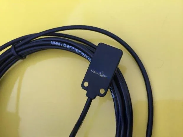 

Фотоэлектрический переключатель VS25E/VS25EV/VS2AN5R/VS2AP5R/VS2RN5R/VS2RP5R