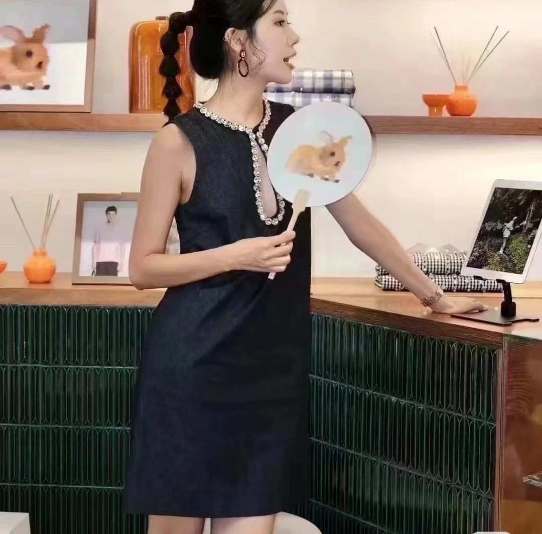 

Women diamond denim vest dress hollow design round neck sleeveless slim straight fashion mini dress