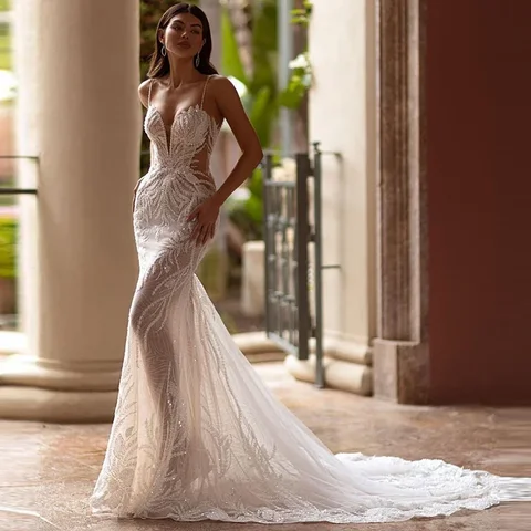 Sexy Mermaid Wedding Dress Embroidered Lace With Bead Ballgown V-Neck Customized Strap Sleeveless Backless Vestido De Novia