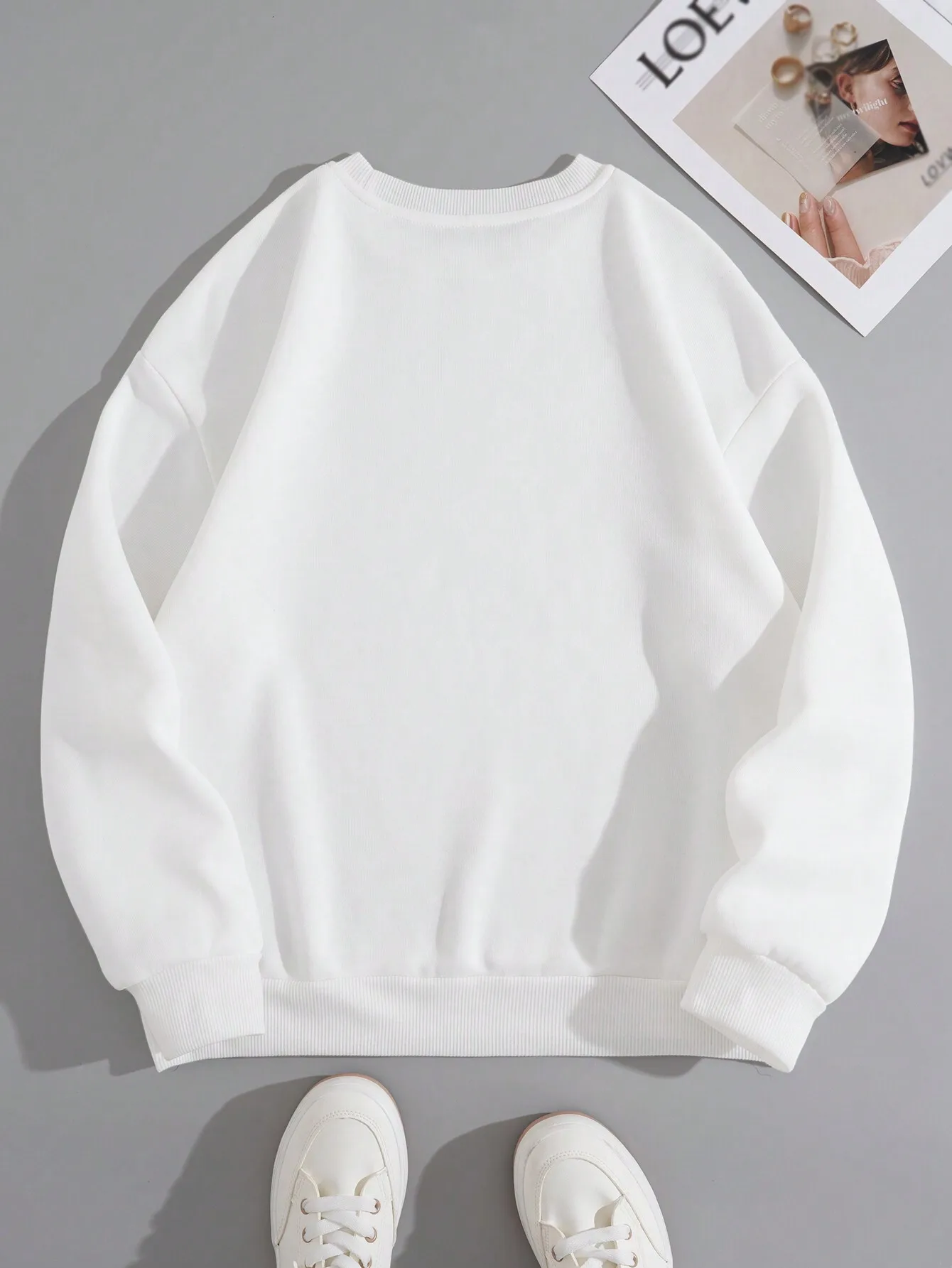 เสื้อสเวตเชิ้ตแขนยาวพิมพ์ลาย High Heel สำหรับผู้หญิง พร้อมข้อความ Walk by Faith Not by Sight สไตล์ลำลองสำหรับฤดูใบไม้ร่วง