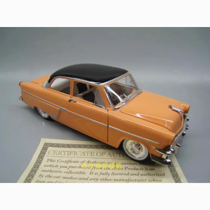 Diecast legering 1/32 schaal 1954 Ford Customline klassieke modelauto simulatie collectie display ornament speelgoed cadeau