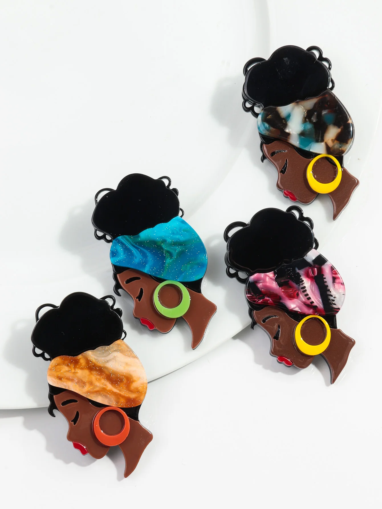 Cute Acrylic Africa Lady Brooches Pins for Women Unisex Black Hair Girl Wear Big Earrings Figure Brooch Badges Clothing Jewelry