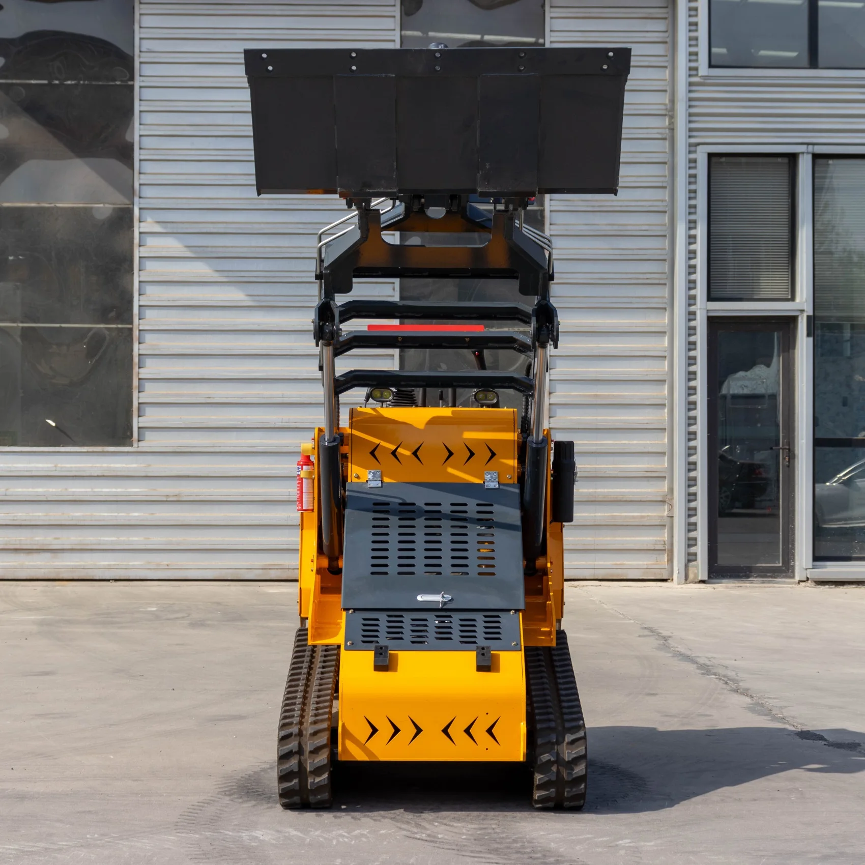 Mini-Lader, Kompaktlader mit Ketten-Schneefräse, Rasenmäher, Brecher, Hammer, Erdbewegungsmaschinen, Mini-Kompaktlader