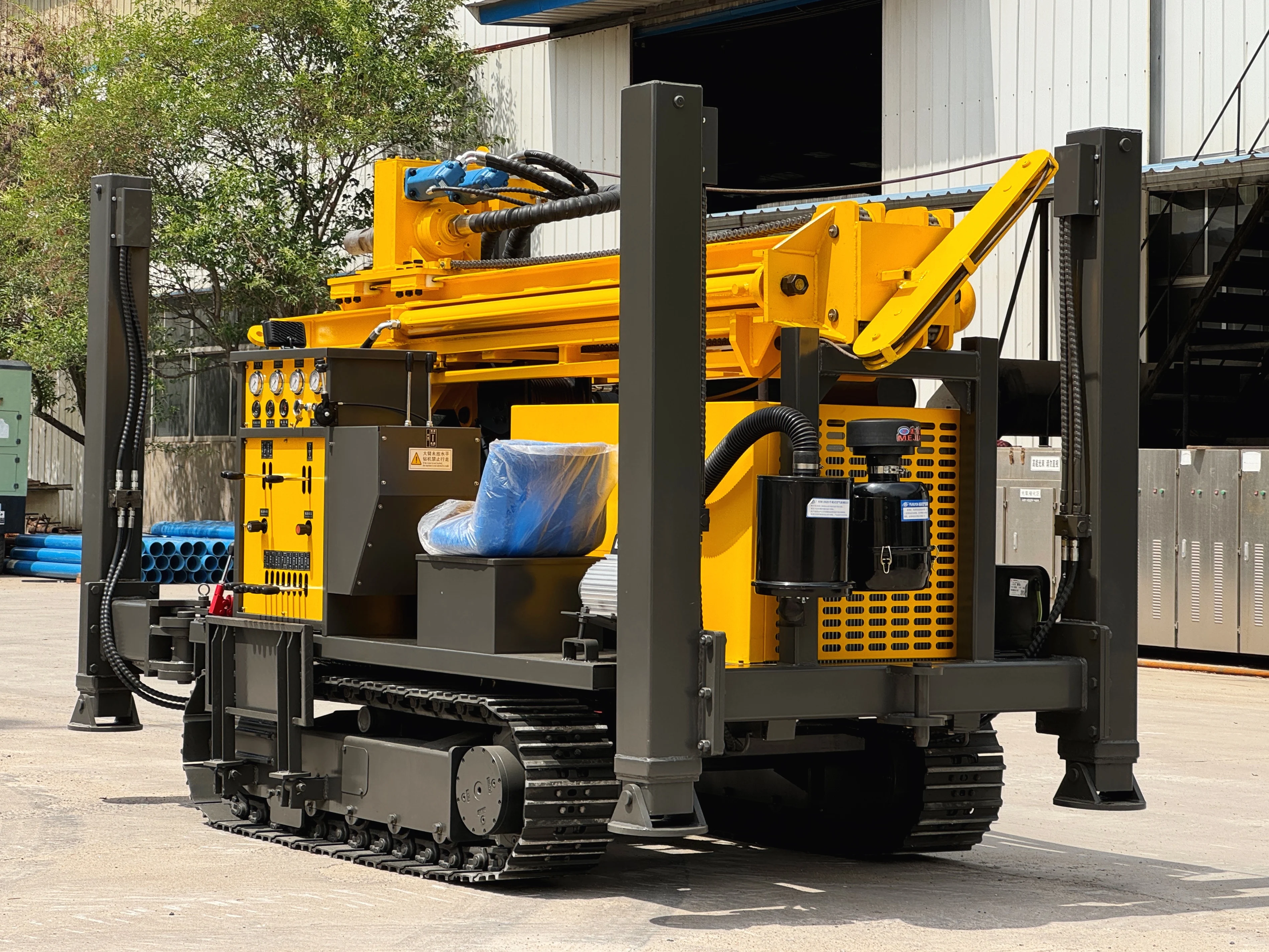 Precision-Engineered Custom Hydraulic Crawler Rig for Efficient 260-Meter Water Well Drilling