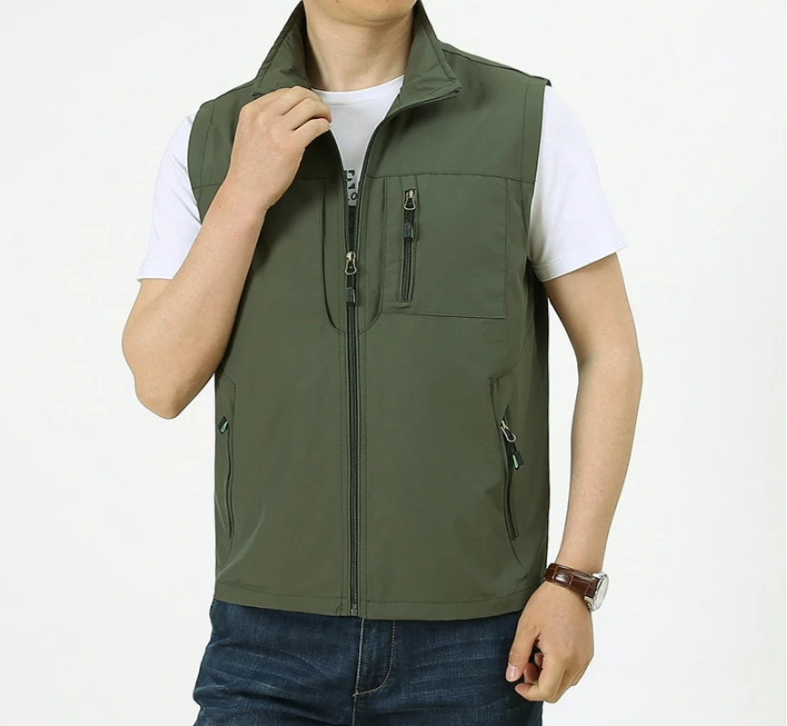 Men's new autumn and winter wear solid color retro waistcoat fashion brand casual vest jacket outdoor loose fishing clip