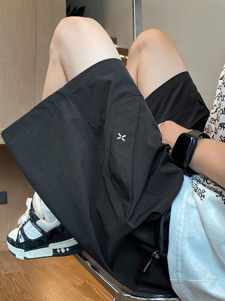 

Мужские спортивные брюки из ледяного шелка, летние тонкие баскетбольные брюки средней длины, свободные повседневные брюки с прямыми штанинами, ощущение прохлады