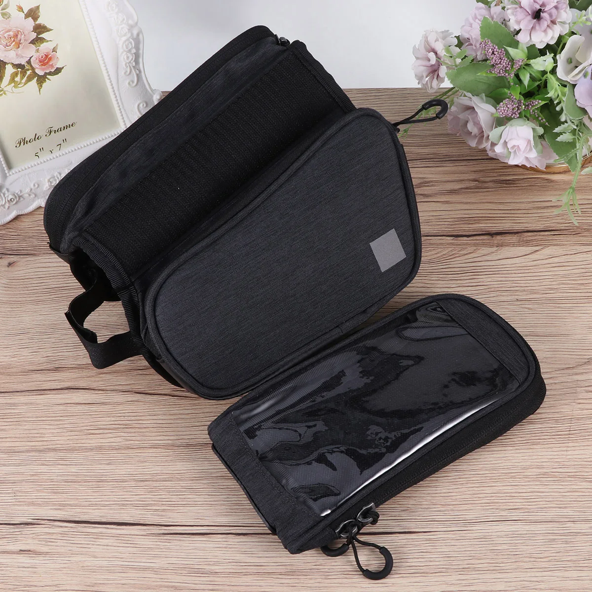 

1Pcs Bike Luggage Rear Seat Bag Waterproof Tear Resistant Large Capacity Reflective Strap Black Bike Backseat Bag