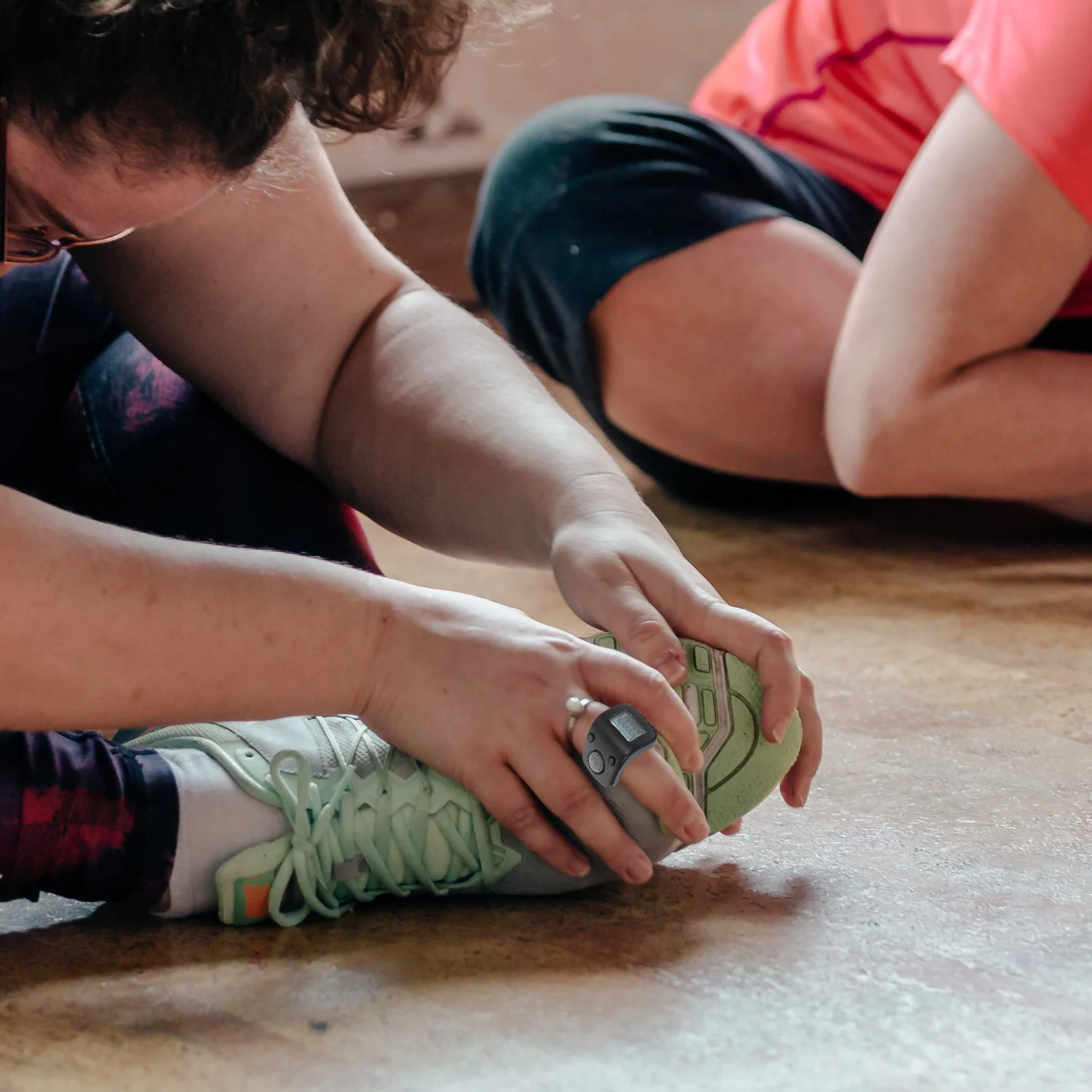 

Ring Type Counter Silicone Digital Finger Clicker Rechargeable Portable Tally Device For Sports Knitting Running Swimming Lap