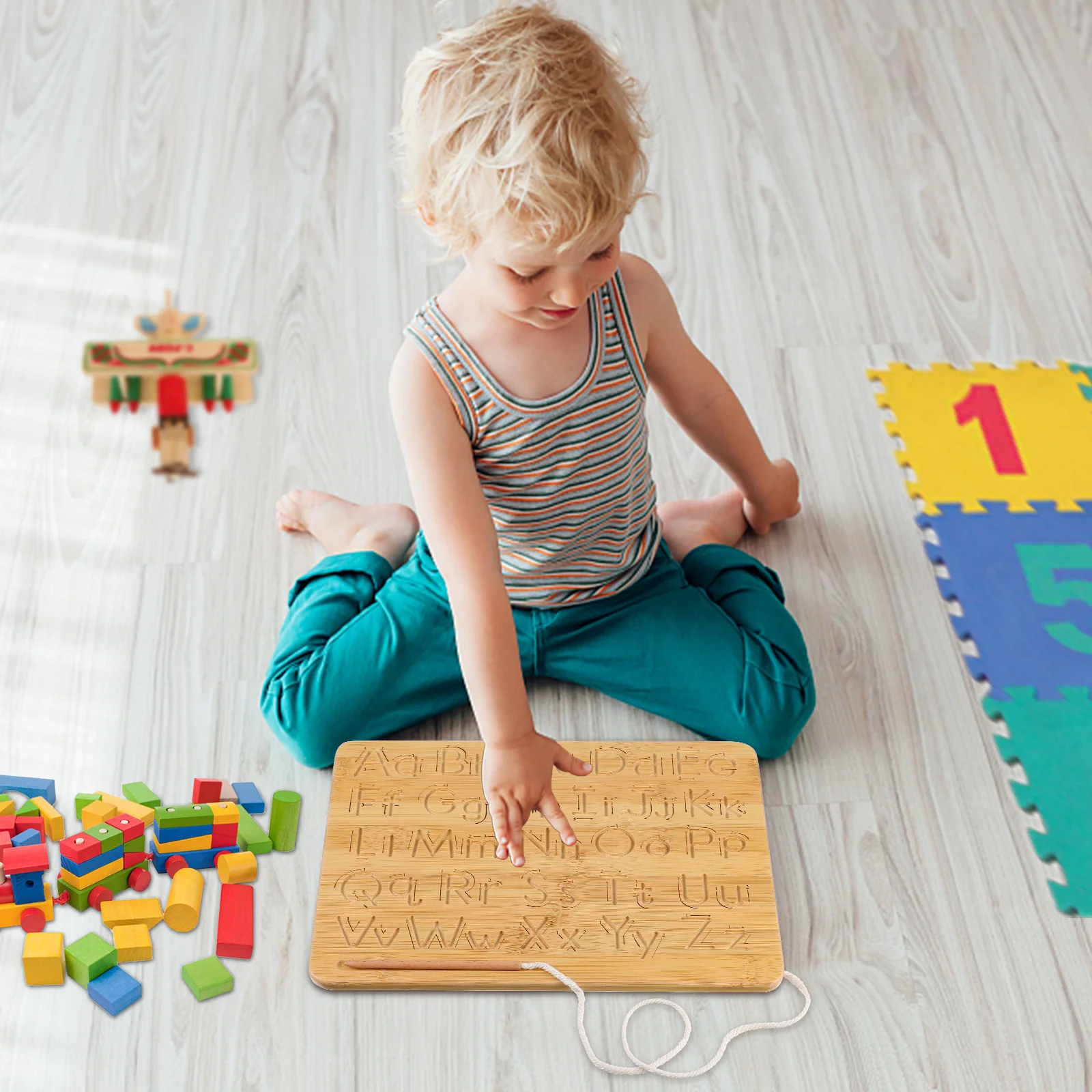 Planche Alphabet en bois Double face, pratique de traçage des nombres, éducative pour enfants d'âge préscolaire, activité d'apprentissage Montessori
