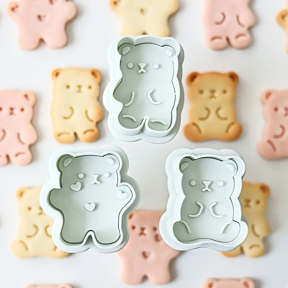 3pcs Cute Cartoon Teddy Bear Cookie Mold Set Biscuit Molds Designs for Christmas Valentine's & Easter Fondant Stamp Cakes Decor