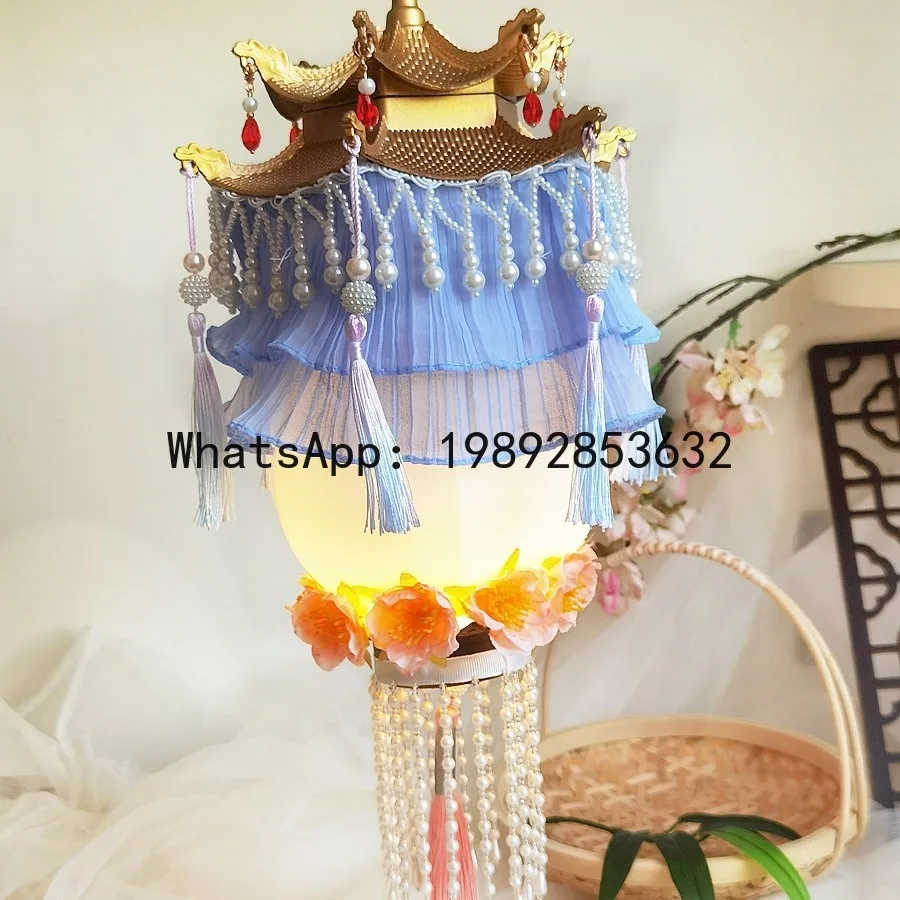 

ZF Chinese-style retro imitation ram's horn luminous silk lamp Hanfu photography prop with long tassels, portable ancient-style