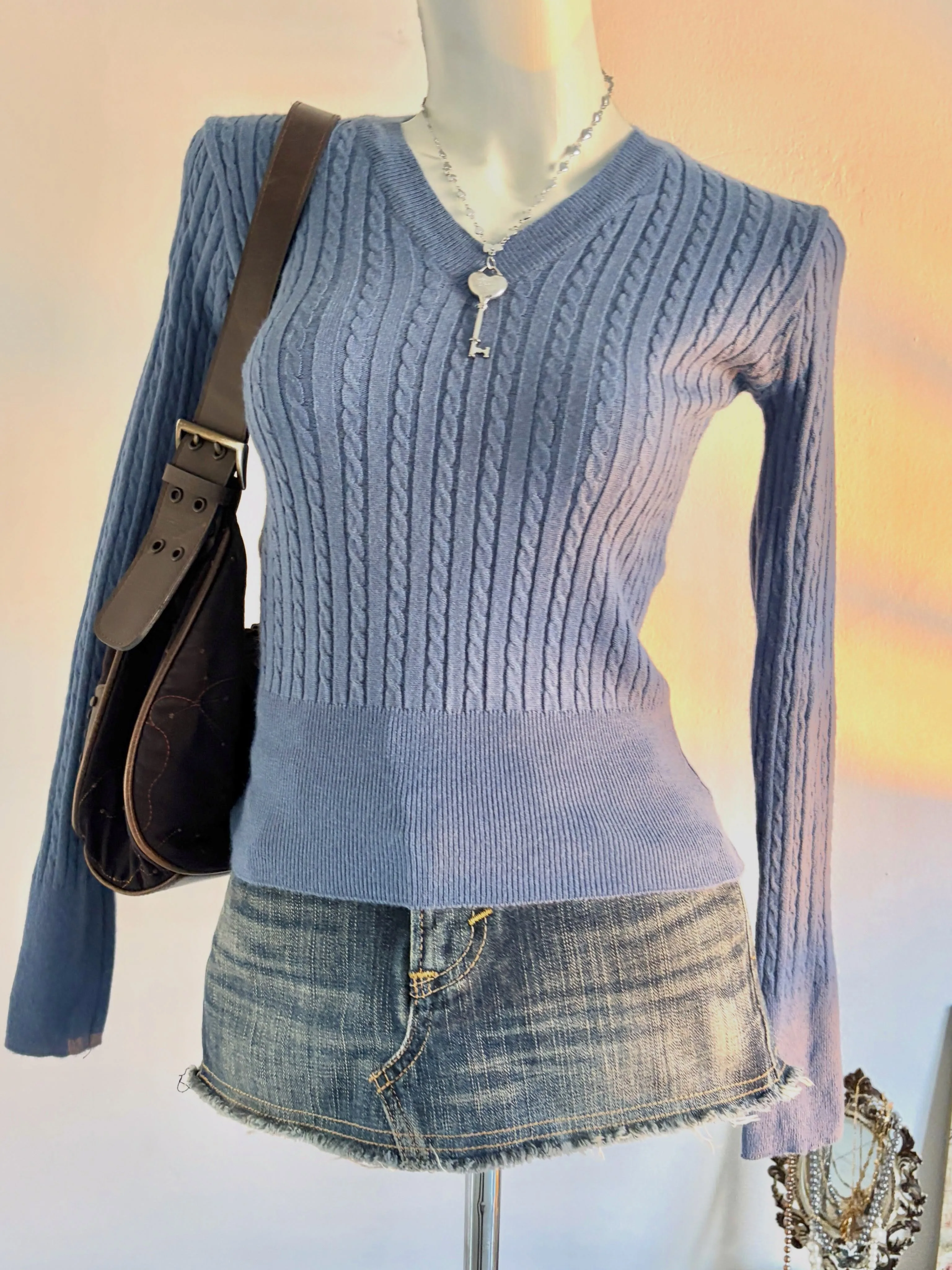 Y2K Women V Neck Cable Knit Sweater Blue Slim Fit Long Sleeve Cropped Pullover Vintage Casual Knitted Top