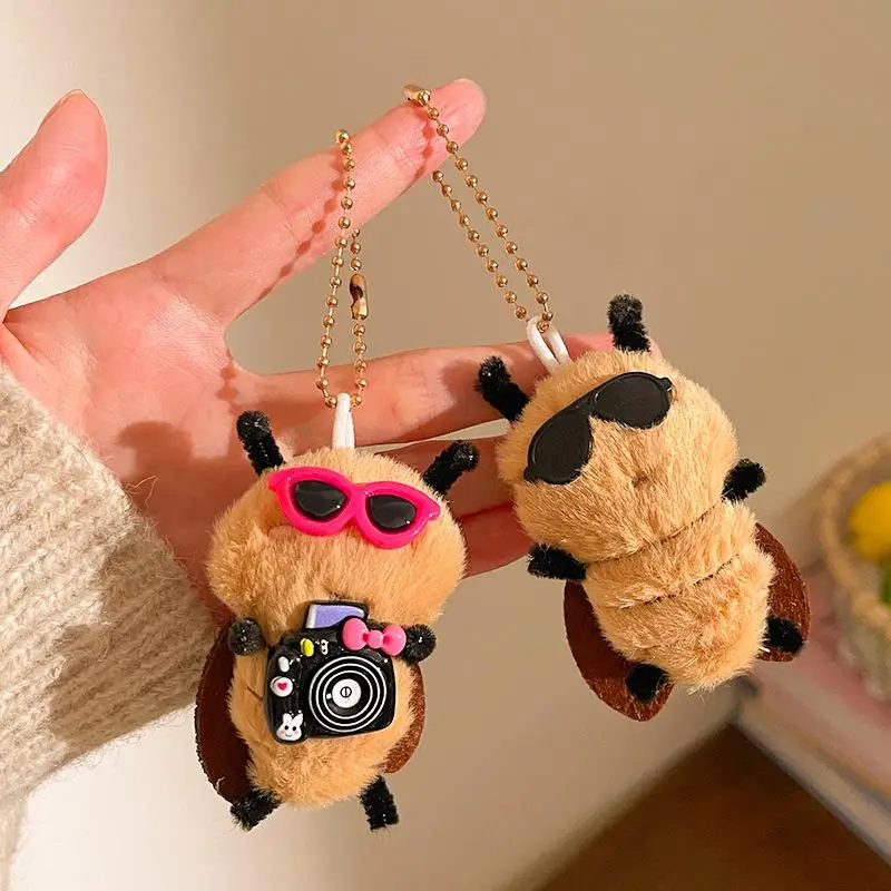 Desenhos animados de pelúcia bonito engraçado barata forma boneca pingente estudante saco decoração estudante diversão presente acessórios