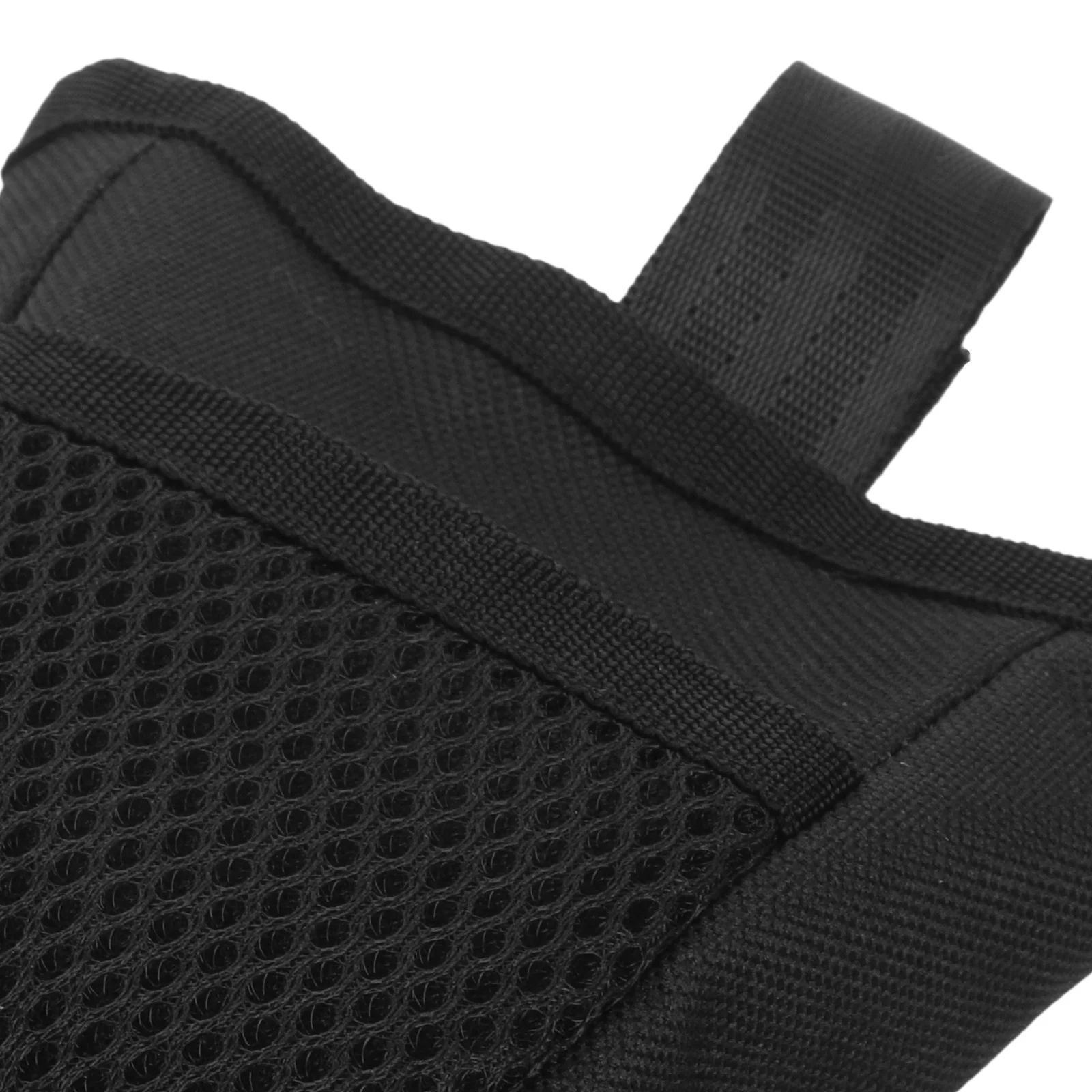 

Portable Pet Feeding Bag Black Dog Treat Pouch Outdoor Puppy Snack Pack Food Storage Walking Training Supplies