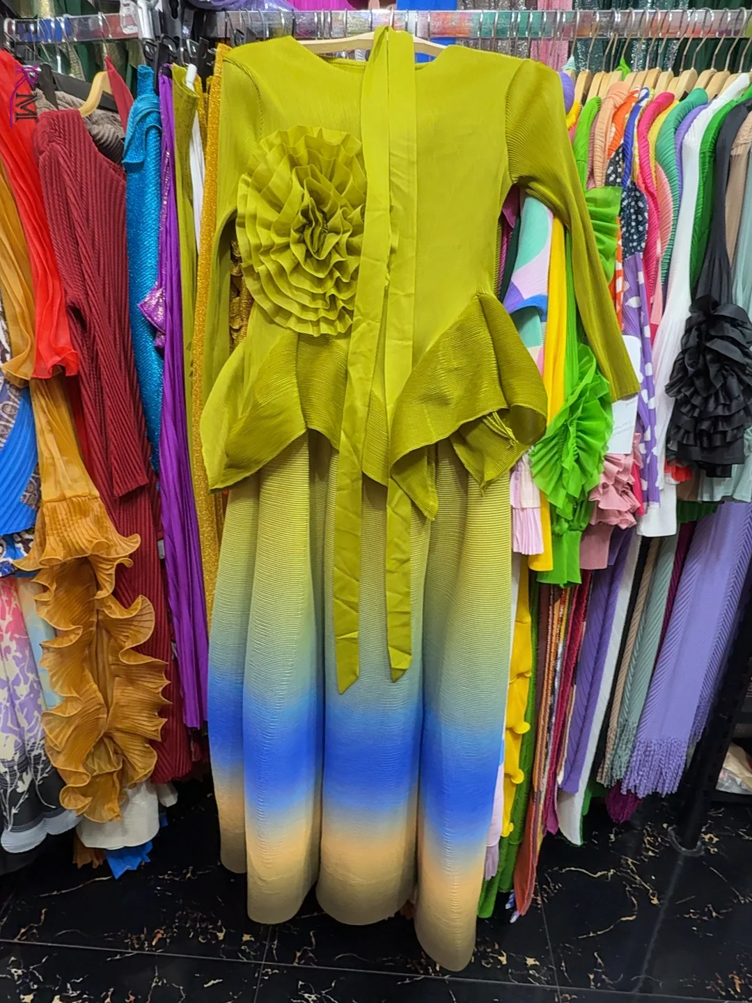 EGRM Miyake Pleated Flower Belt Dress Sets 2025 New Original Designer Tops + Gradient Color A Line Skirt Women's Two Peice Sets image 5