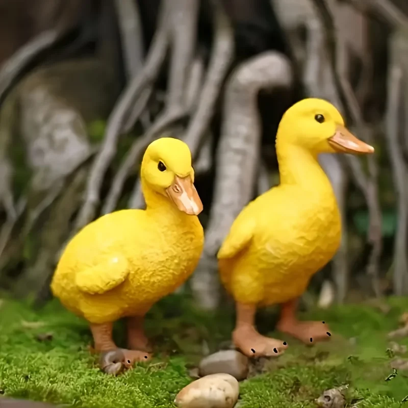 2pcs Adorable Resin Duckling Figurines - Lively Yellow Duck Statues for Outdoor Garden, Lawn & Pond Decor