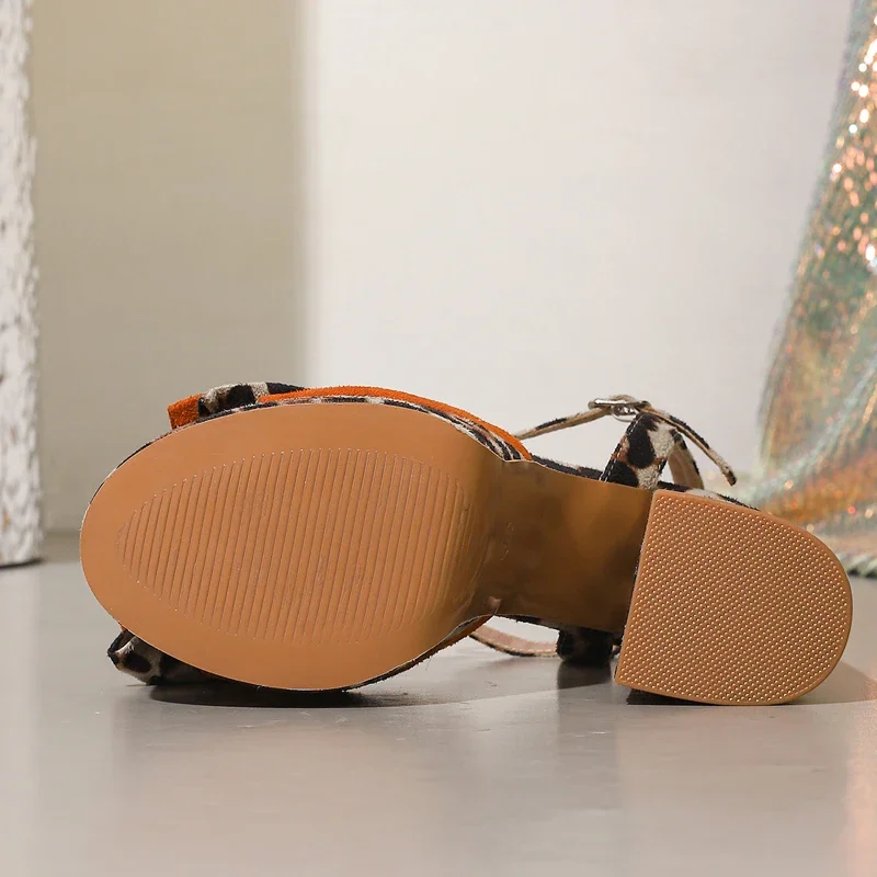 Aneikeh أنيقة على الموضة بعقدة على شكل فراشة وكعب عالي مربع للصيف منصة مفتوحة من الأمام وحزام بإبزيم للنساء أحذية الحفلات #5