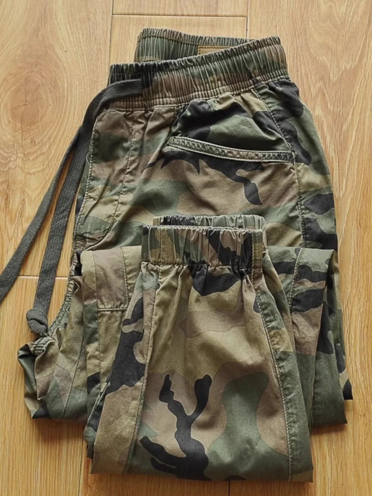 

Men's Summer Camouflage Casual Workwear Trousers Loose Straight Leg Long Pants for Doing Work And Leisure Japanese Sle