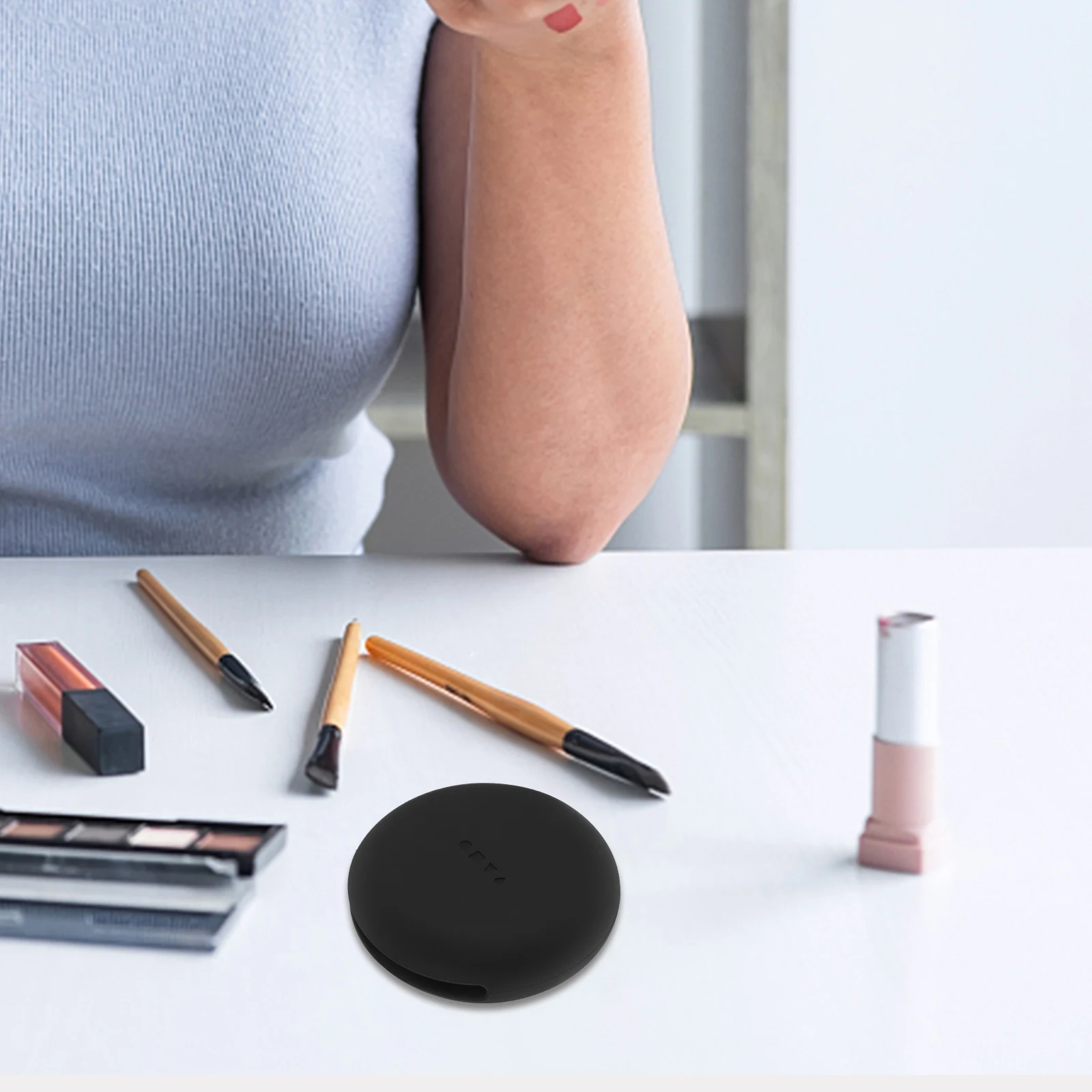 

Make up Puff Holder Portable Powder Box Beauty Sponge Storage Rack Travel Makeup Bag