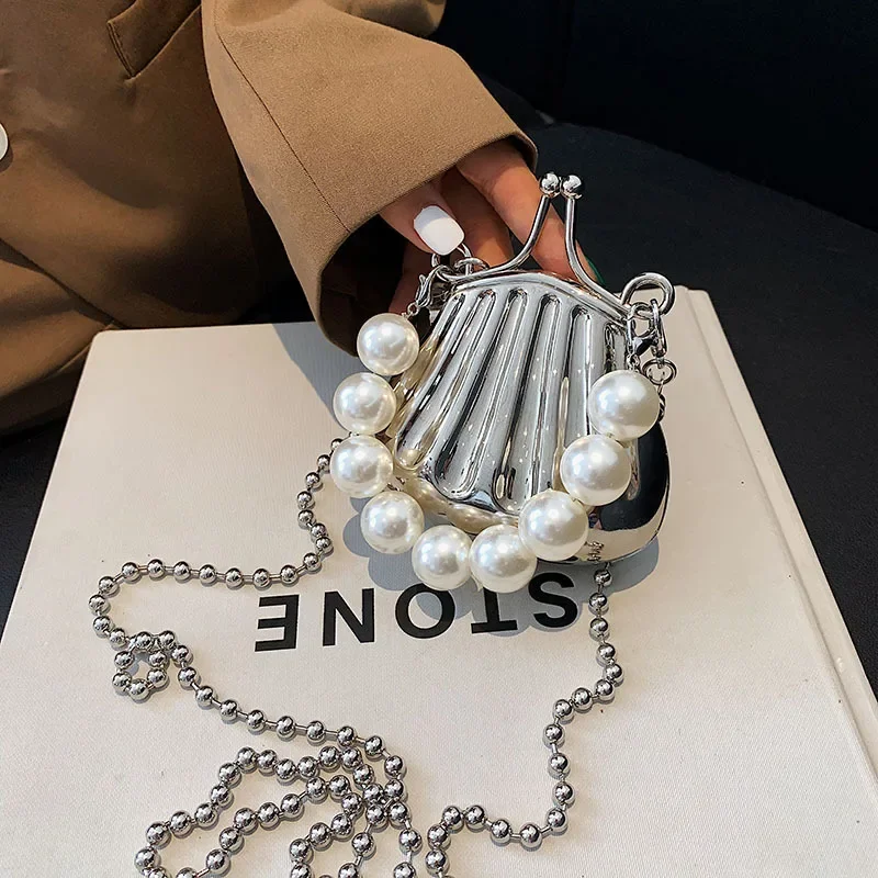 

Silvery Personalized Mini Shell Bags for Women 2023 Hot Sale Metal Alloy Chain Shoulder Crossbody Bag Luxury Lipstick Coin Purse