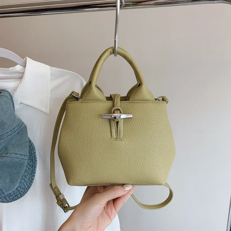 

Elegant Women's Leather Messenger Bag Designer Crossbody Shoulder Handbag Classic Luxury Tote Purse