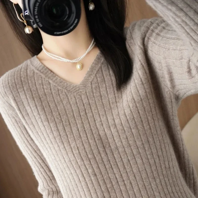 

V Neck Sweater Woman 2022 Winter Y2K Soft Knit Long Sleeve Sweaters Casual Black Pullover Basic Top Versatile Knitwear Ladies