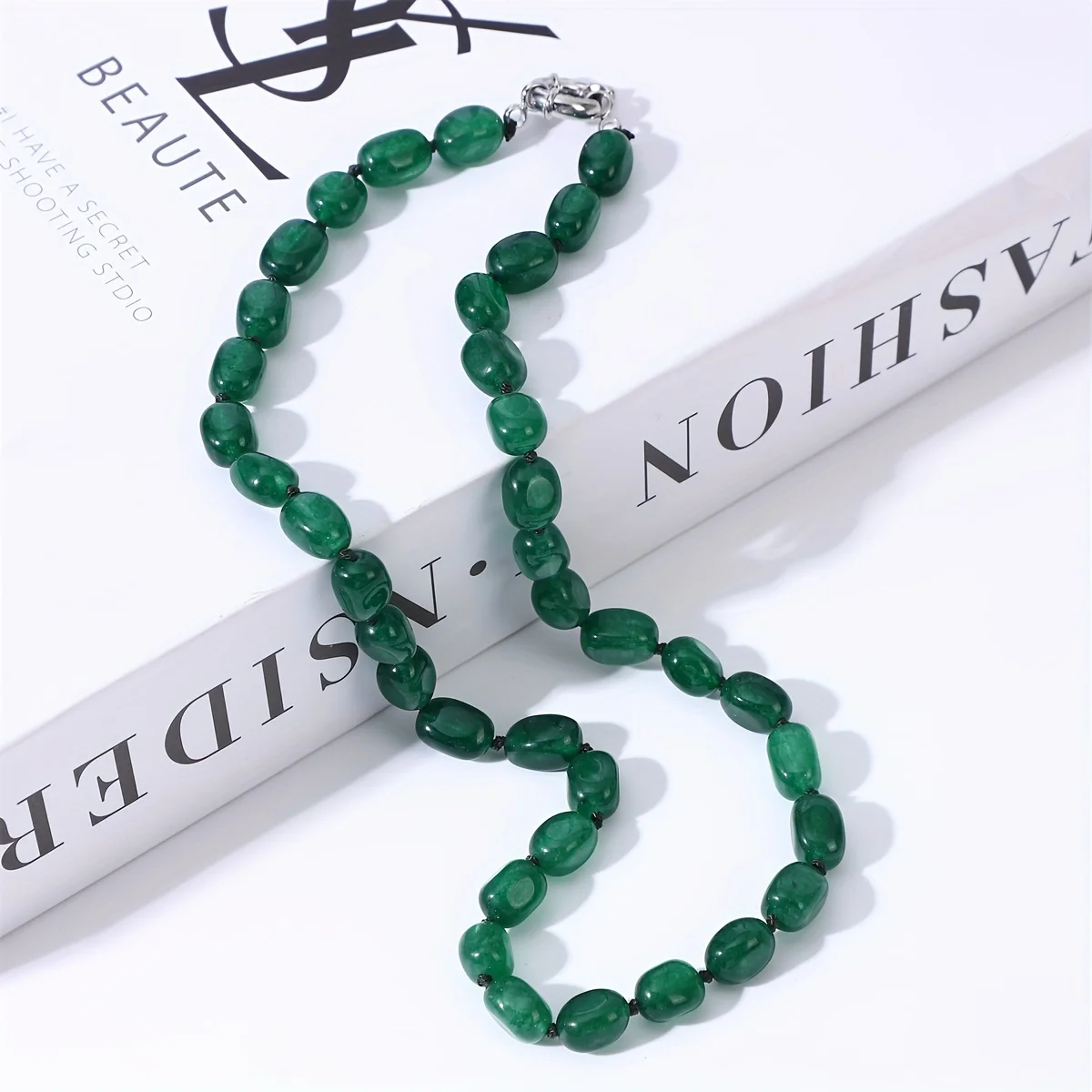 New Chinese Style Green Agate Necklace for Women Collarbone Chain Temperament Neck Chain Bead Gemstone Delicate Jewelry