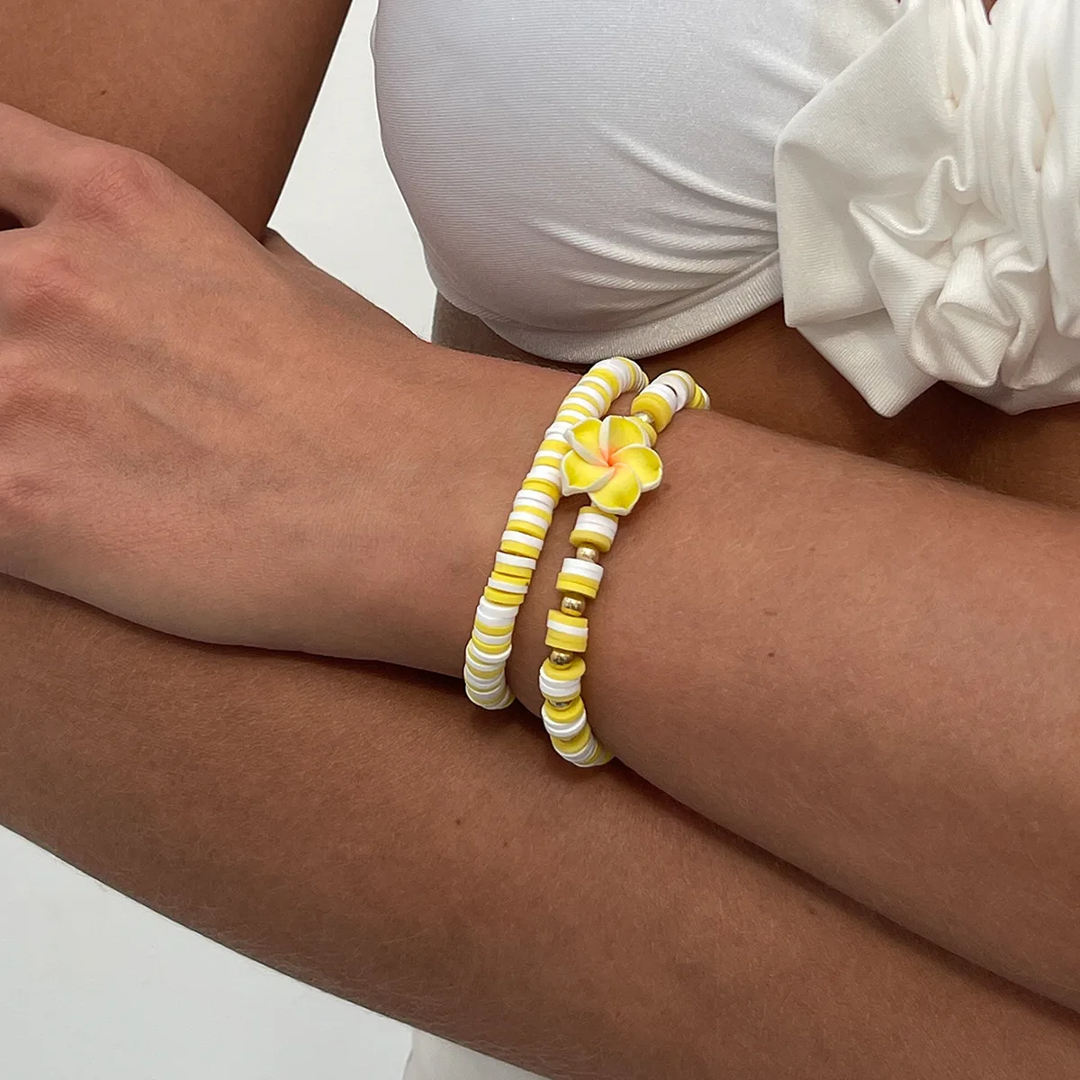 Meetvii 2pcs/set Bohemia Eggflower Charm Bracelets for Women Summer Beach Colorful Polymer Clay Beaded Wrist Jewelry