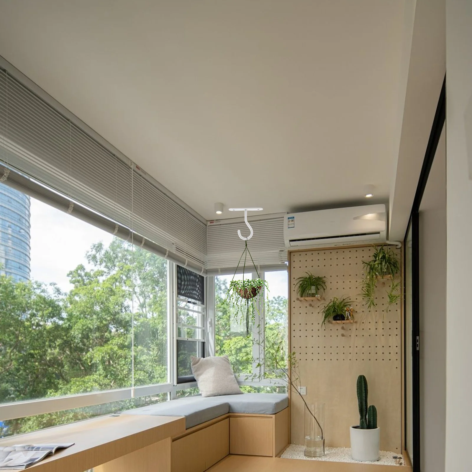 

2Sets Ceiling Hooks Plant Hangers High Load Bearing Capacity Rust Resistant for Chandeliers Ornaments Porch Flowers