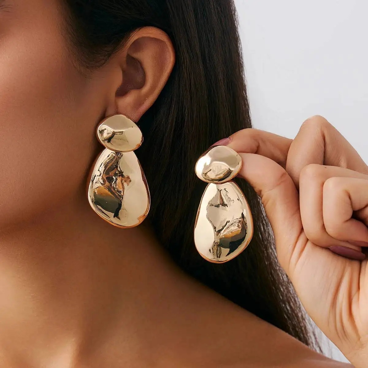 IngeSight.Z-pendientes de gota lisos redondos geométricos creativos para mujer, aretes de Metal irregulares de Color dorado Vintage, regalos de fiesta, joyería