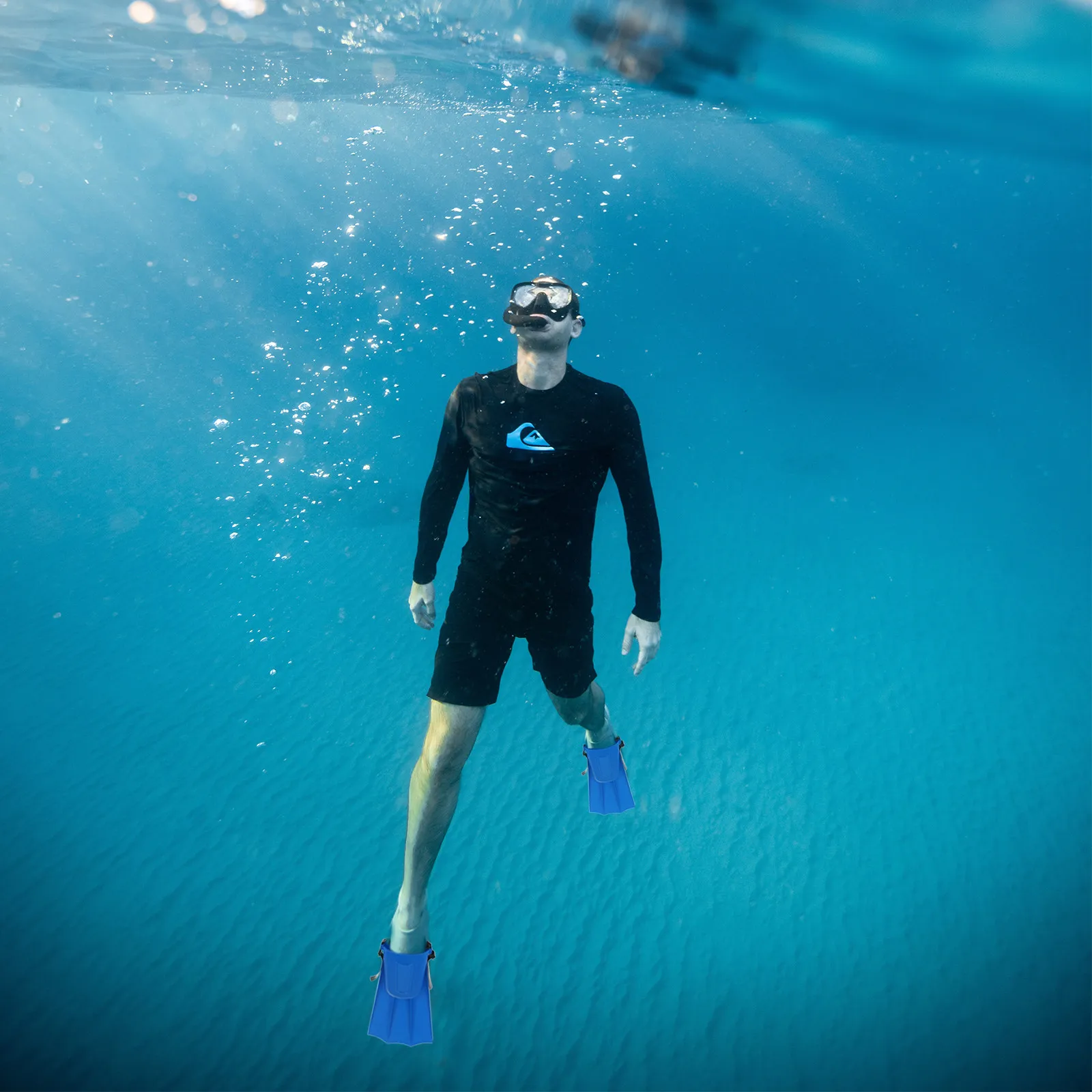 

Пара коротких плавательных ласт для взрослых унисекс из высококачественной резины, удобный эргономичный дизайн, нескользящая подошва, снижает сопротивление.