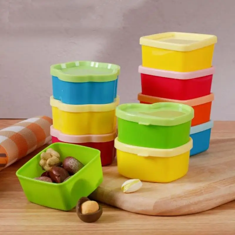 5Pcs Mini Lunch Box Shape Plastic Condiment Bottles Ketchup Salad Dressing Portable Flower Heart Square Food Containers