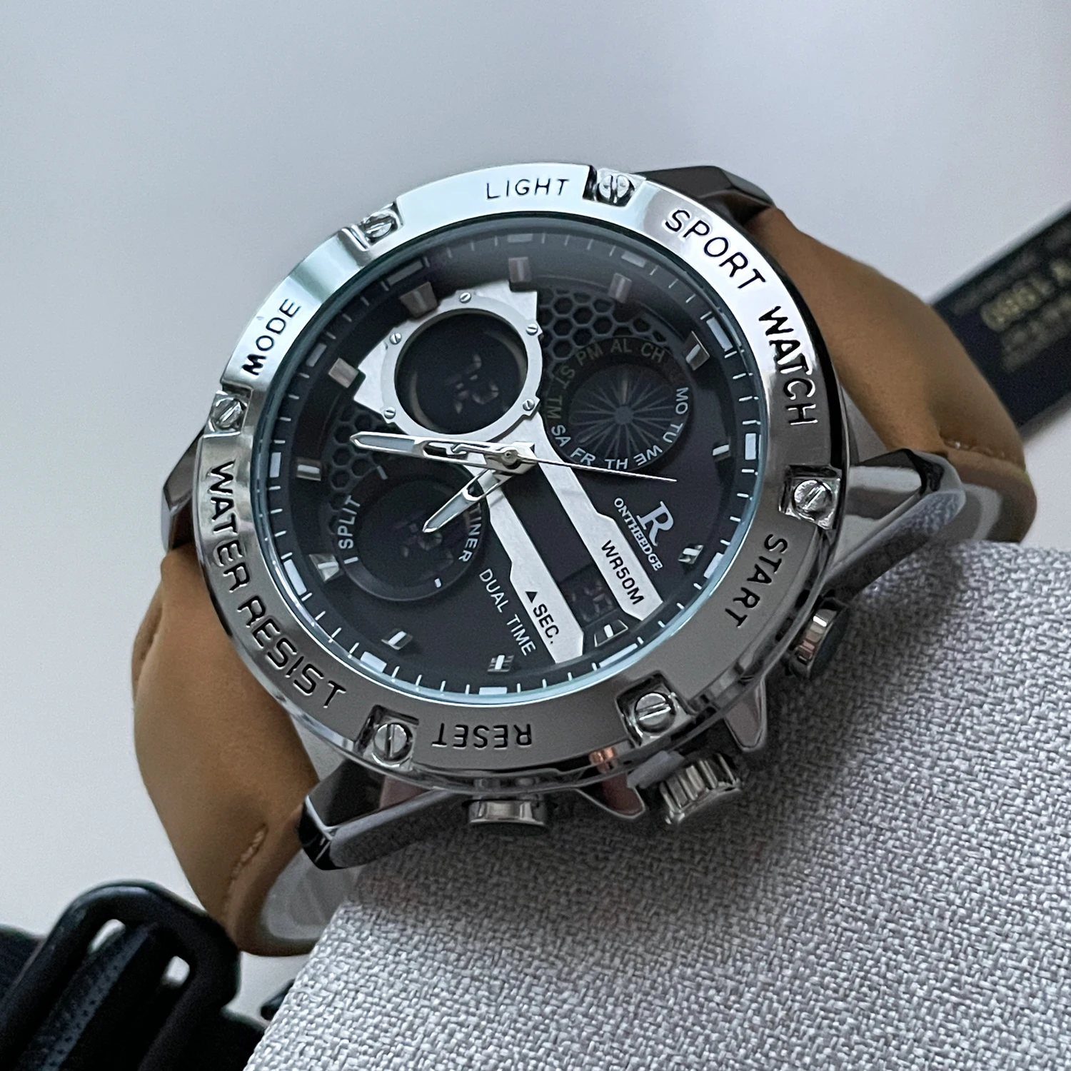 

CILOA Men's Luxury Watch with Large Dial, Stylish Design, New 2025 Model, Waterproof Quartz Watch - Perfect Gift for Boyfriend