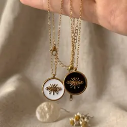 Stainless Steel Vintage Round Bee Pendant Charms Necklace For Women Geometric Circular Insect Chain Choker Fashion Jewelry