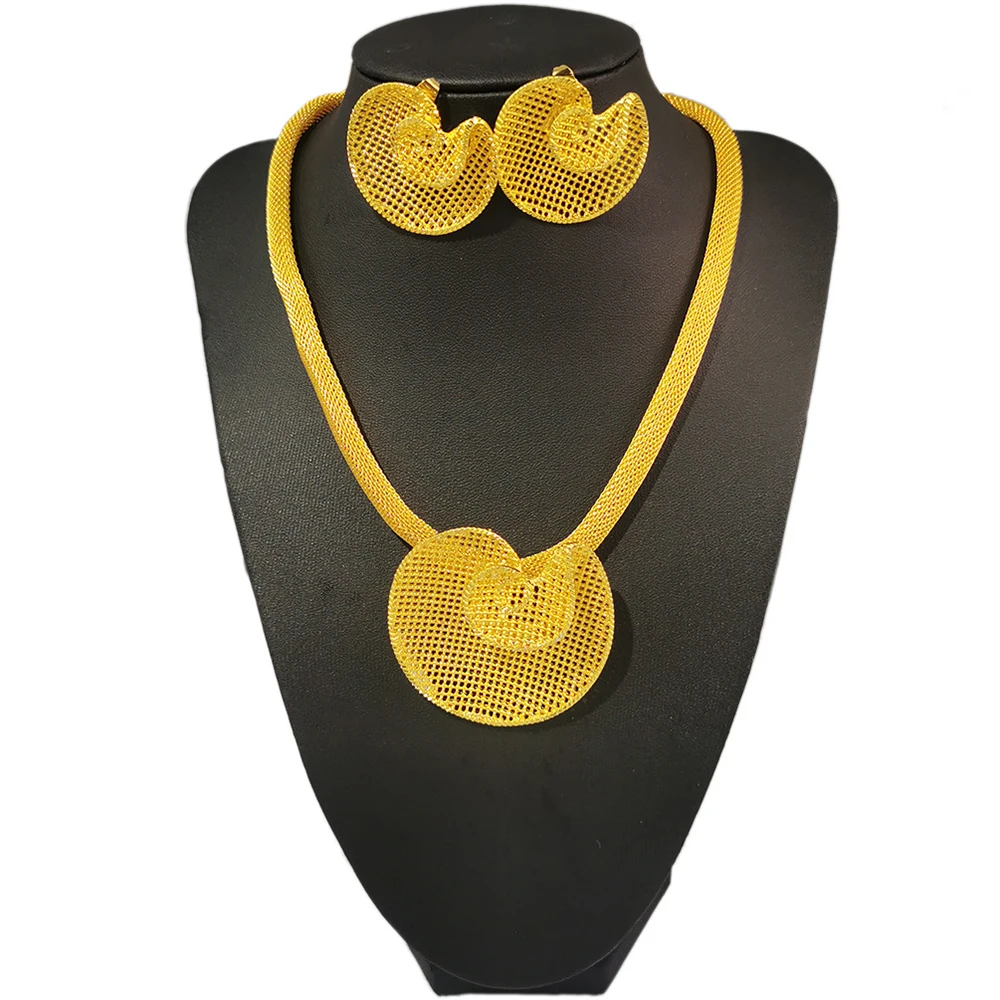 

Twisted Jewelry Set Pendants Necklaces Earrings Golden Color Sets Dubai African Retro Exaggerate Engagement Bridal Daily Designs