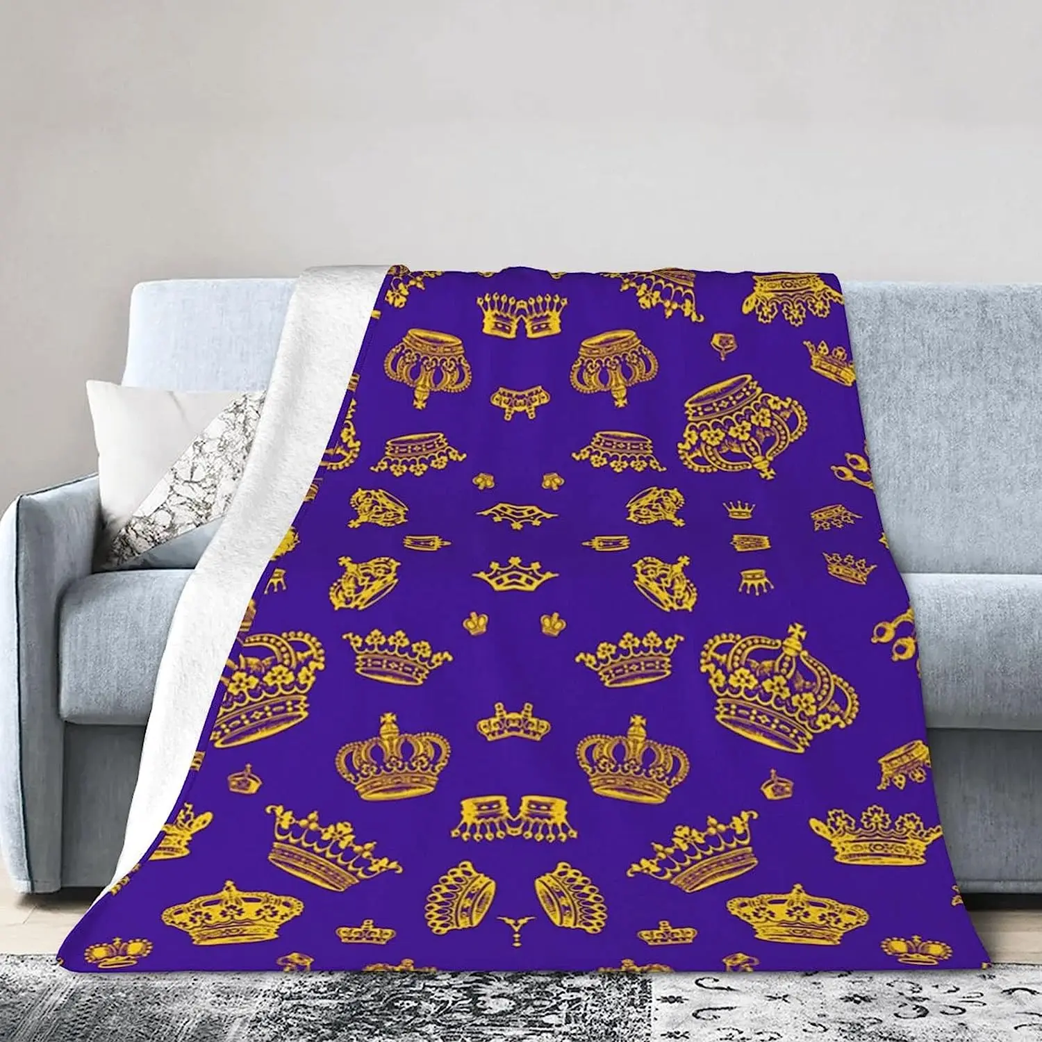 Flannel Fleece Throw Blanket Royal Crown Microfiber Durable Couch Blankets Home Decor Perfect for Bed and Sofa Blankets