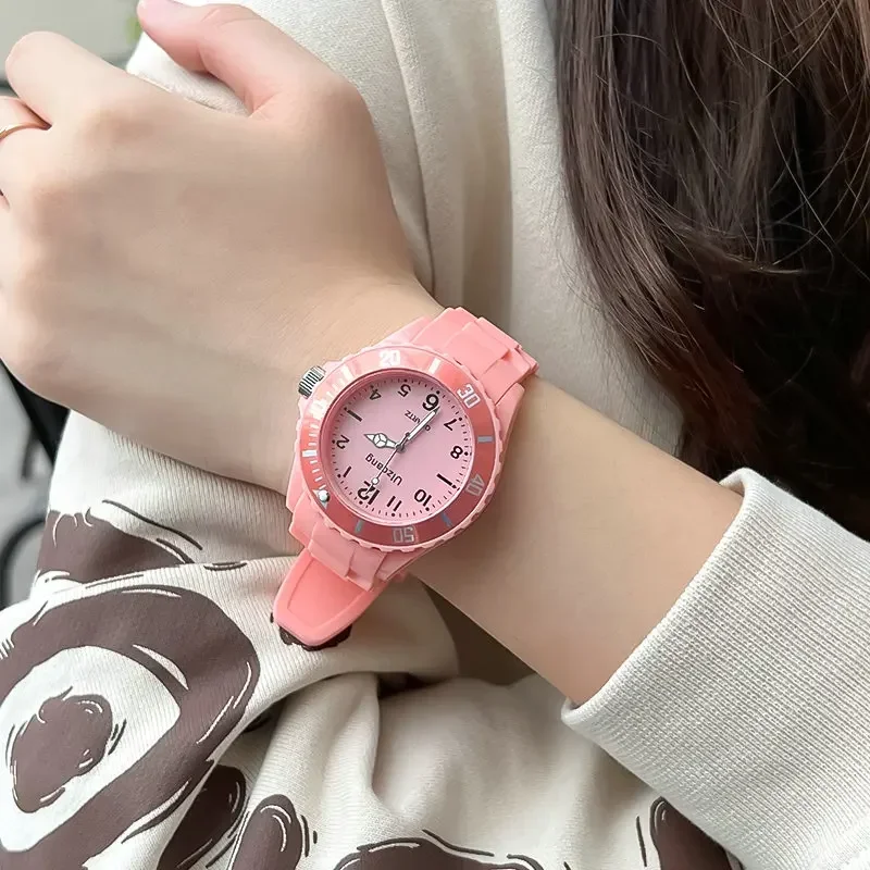 Candy Couple Quartz Digital Watch Fashion Fresh Women Watches Sports Electronic Wrist Clock WristWatches Reloj Mujer Clocks