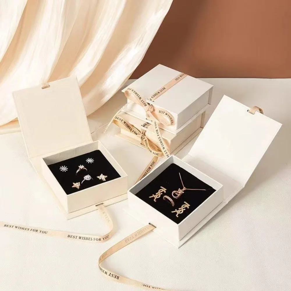 Модная-лента-флип-подарочная-коробка-для-ювелирных-изделий-кольцо-серьги-ожерелье-кулон-органайзер-для-ювелирных-изделий-подарочная-упаковка-на-день-Святого-Валентина