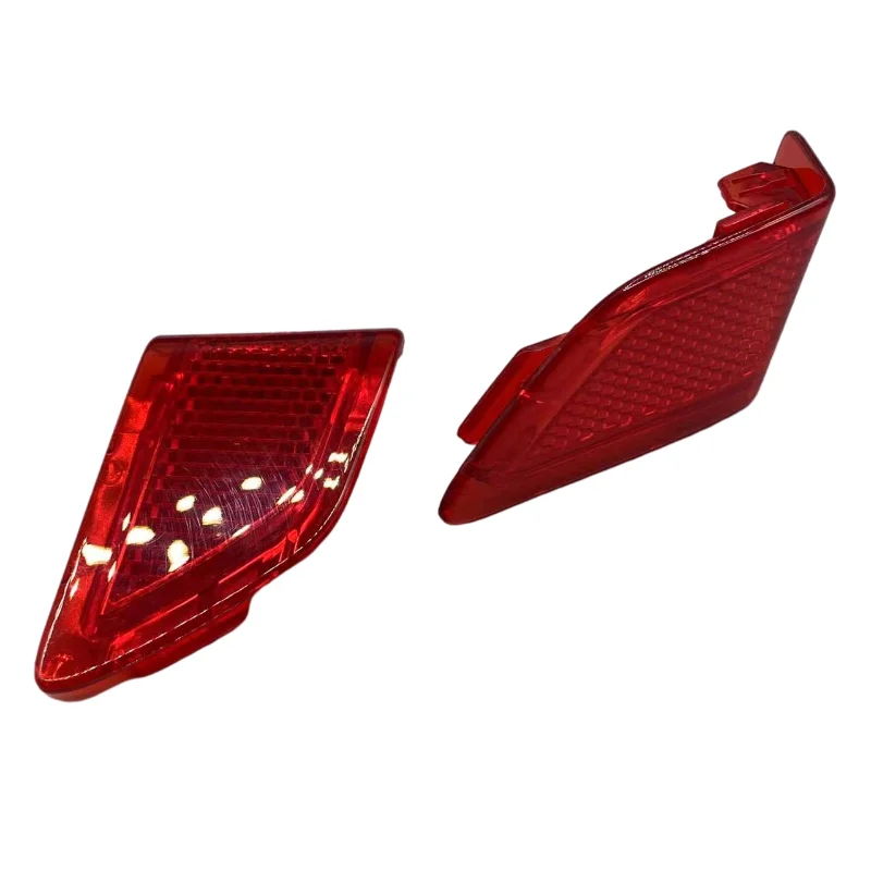 

For Ford 12-18 FOCUS Front Door Interior Trim Panel Reflector Red 1PCS