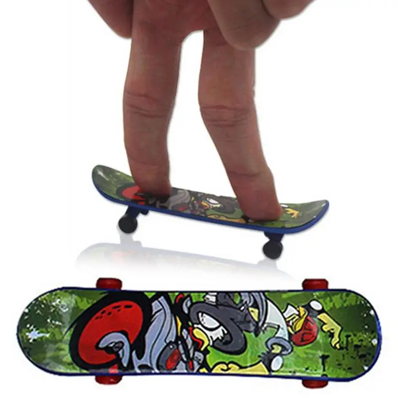 Mini skateboard professionale giocattoli Cool Finger Sports skateboard in plastica giocattoli creativi con punta delle dita per adulti e bambini