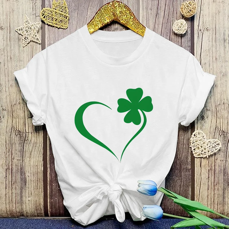 

New Women's Fashion St. Patrick's Day Heart Shamrock T-Shirt Women's Shamrock T-Shirt Casual Comfort St. Patrick's Day Shirt