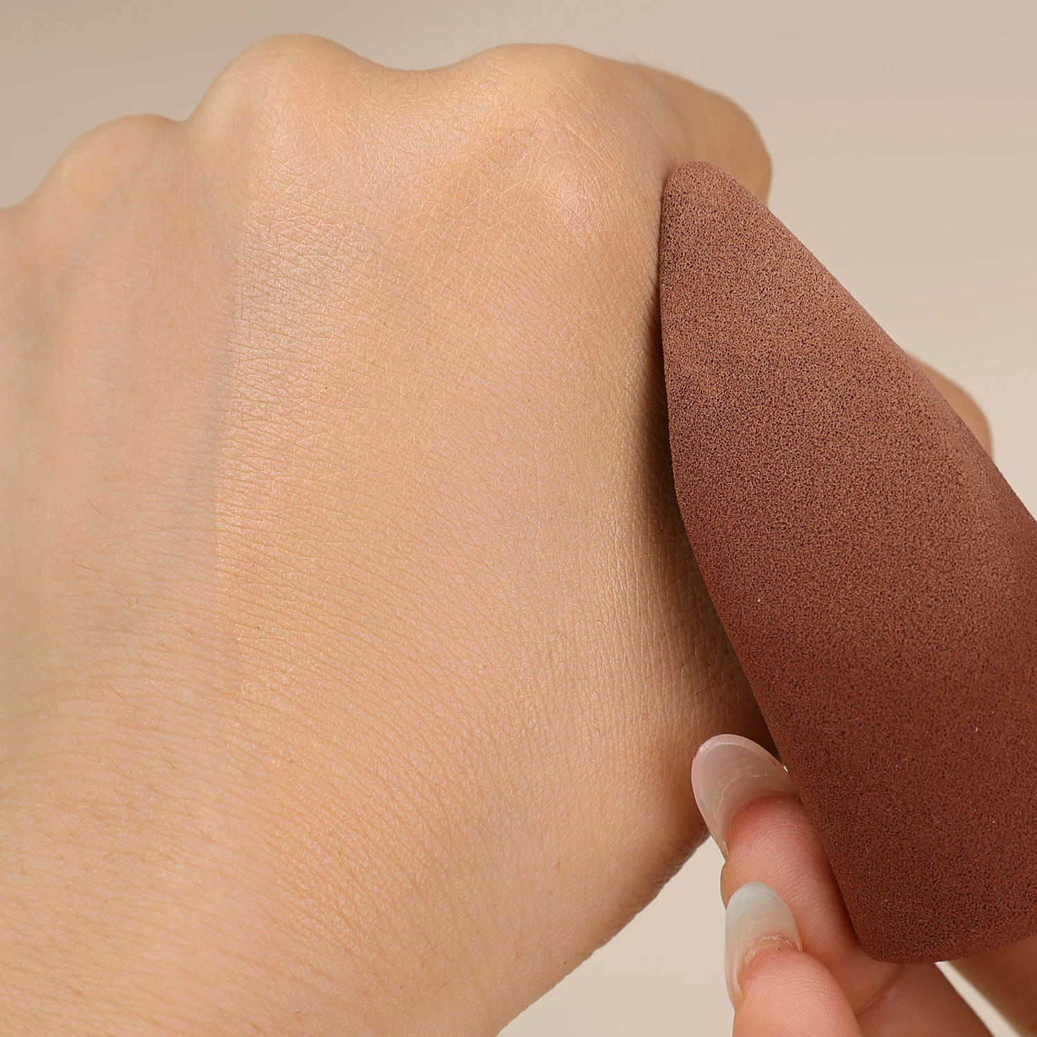 Esponjas de maquillaje súper suaves, color negro y marrón, herramientas para mezclar bases, aplicador de polvo de contorno, uso en seco y húmedo suave, esponjas cosméticas