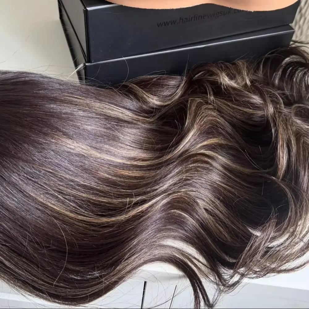 Futura Fiber Dark Brown Synthetic Wig Brunette Highlights Lace Front Wig Shoulder Wavy 13x4 Glueless Wig for Women Daily Party