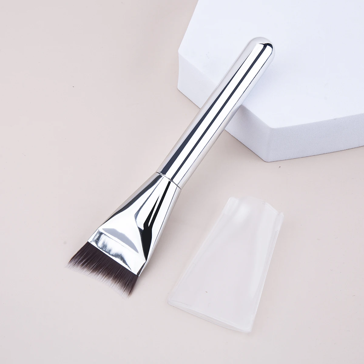 แปรงแต่งหน้ารองพื้น แปรงแต่งหน้ารองพื้นแบบครีมสำหรับมืออาชีพ แปรงแต่งหน้ารองพื้นแบบแบน เครื่องมือแต่งหน้ารองพื้นแบบครีม