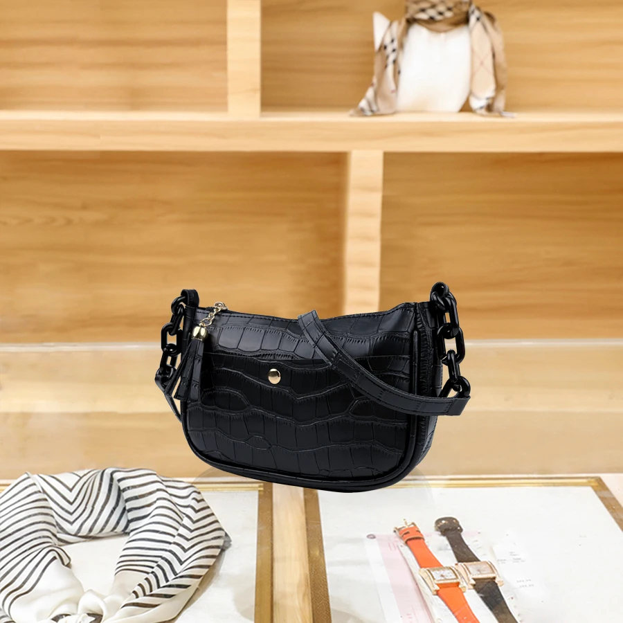 

Shoulder Bag Tassel Decorated Women's Bags Crocodile Pattern Handbag Zipper Small Square Purse
