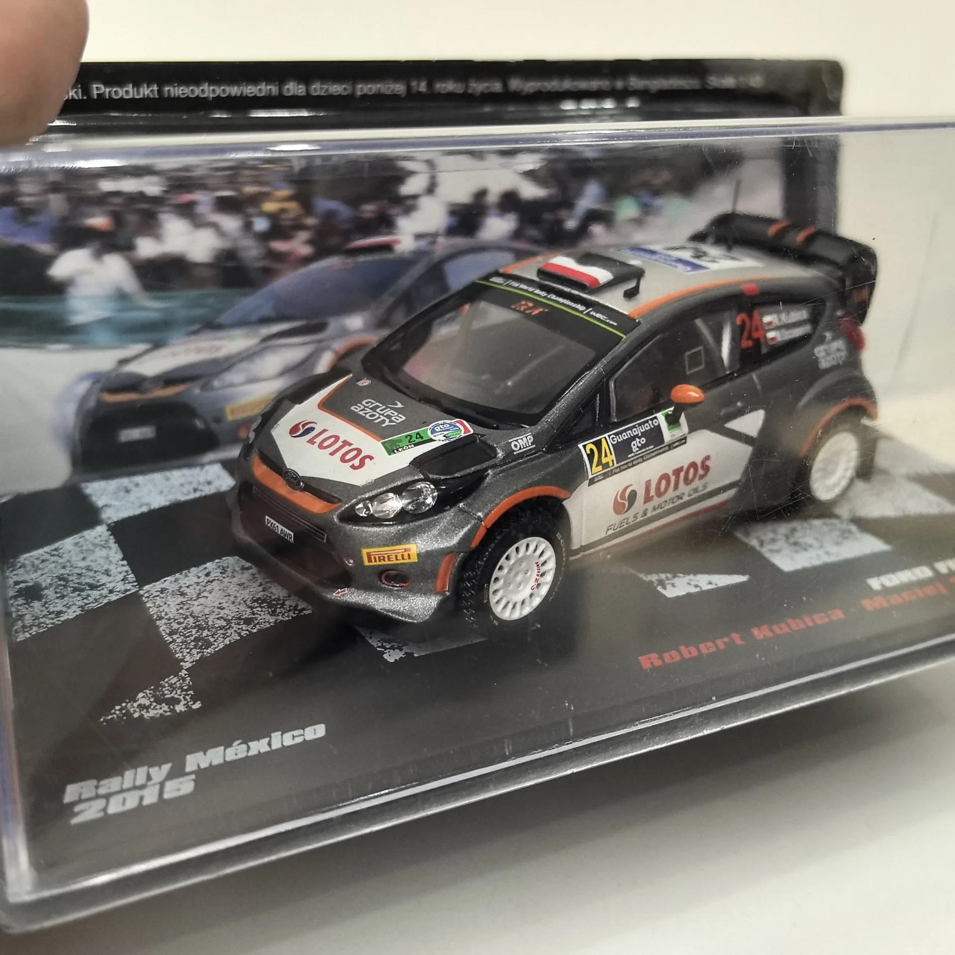 Box Cracking Diecast IXO 1/43 Scale FORD FIESTA WRC #24 2015 72 Alloy Car Model - view 3