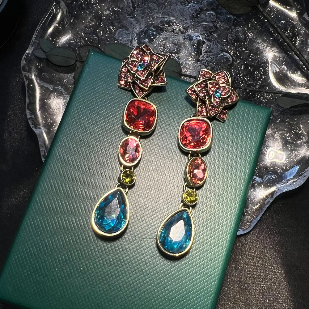 

DIY accessories Haute couture vintage zircon copper plated real gold light luxury show face small advanced heavy industry markin
