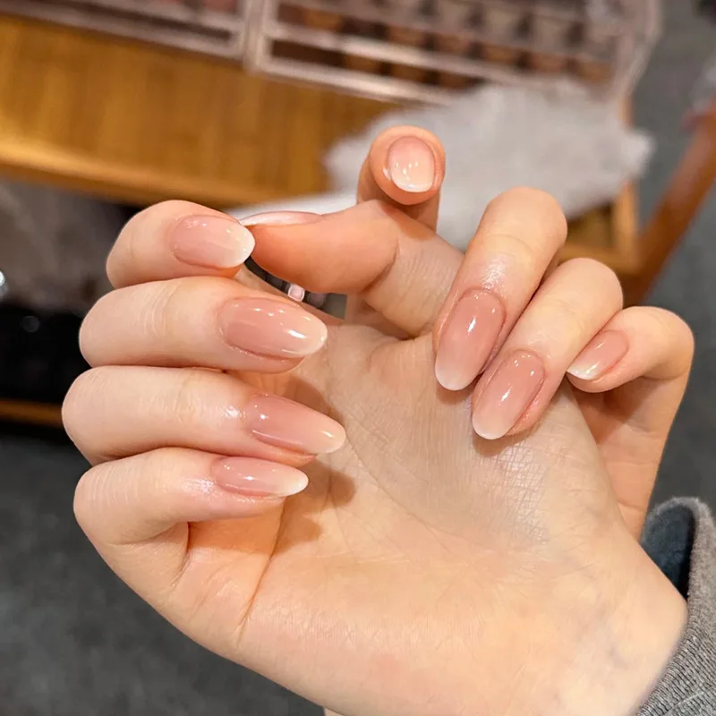 24 piezas de uñas de presión cortas ovaladas rosa empolvado con diseños simples, uñas de almendra reutilizables con pegamento 6